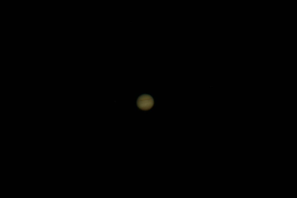 A Jupiter s Io holdja 20070714-n. A korongon az Europa rnyka.